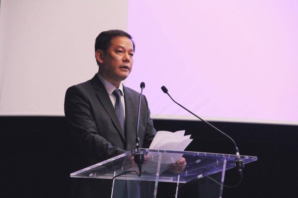 乾鑫配资 第五届中欧（法国）跨境电商论坛在巴黎成功举办